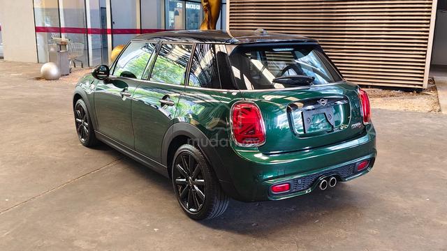 Full Loan 2019 Mini COOPER 2.0 S 5Door - 4