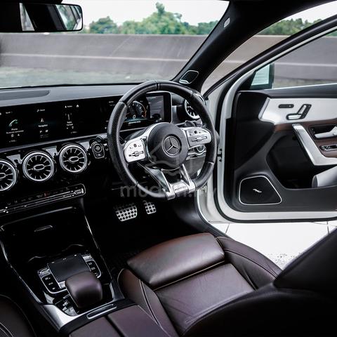 CLEARANCE SALE !! 2019 Mercedes Benz A35 2.0 AMG - 5