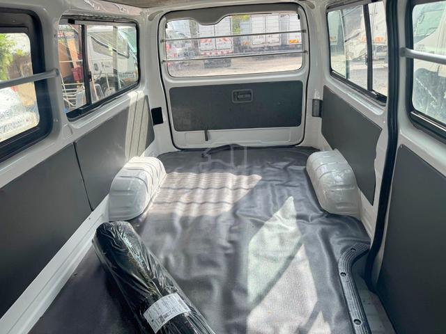 2011 Toyota HIACE 2.5 FACELIFT (M) - 5