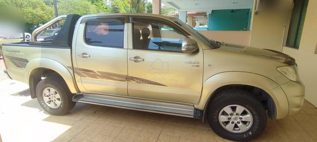 2009 Toyota HILUX 2.5 G (A) - 4