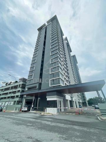 Sky Gardens Residences 1