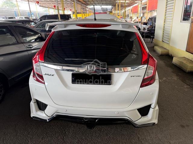 2015 Honda JAZZ 1.5 E (FREE WARANTY, TINTED) - 3