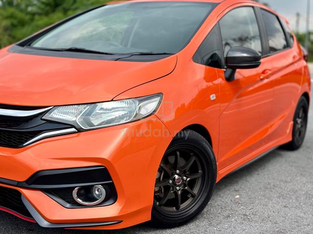 Honda Jazz 1.5 E GK5 Rs Bodykit FLRS sportrim 2019 - 3