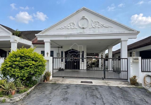 SRI MOYAN SINGLE STOREY CORNER FOR SALE At BATU KAWA MATANG KUCHING 1
