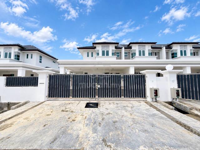 Brand New Double Storey Terrace Corner House for Sale at Lopeng Miri 1