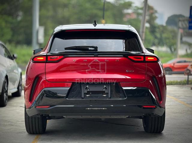 2023 Toyota Crown Sport 2.5 Hybrid Z - 2