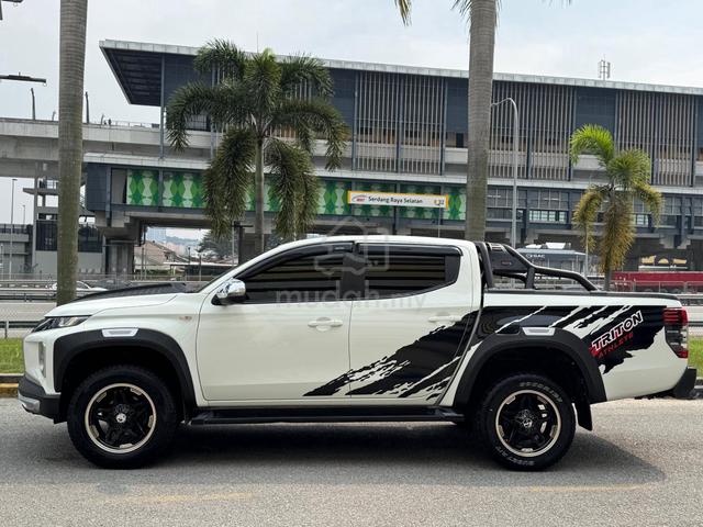 2023 Mitsubishi TRITON 2.4 VGT AT 4X4 RIMS KIT CAM - 2