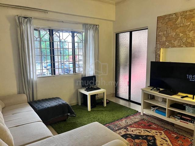 Taman Lembah Maju 600 Apartment 1