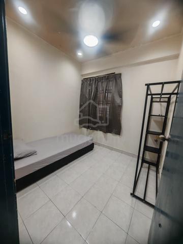 Room Rental - Vista Apartment, Bandar Seri Alam 1