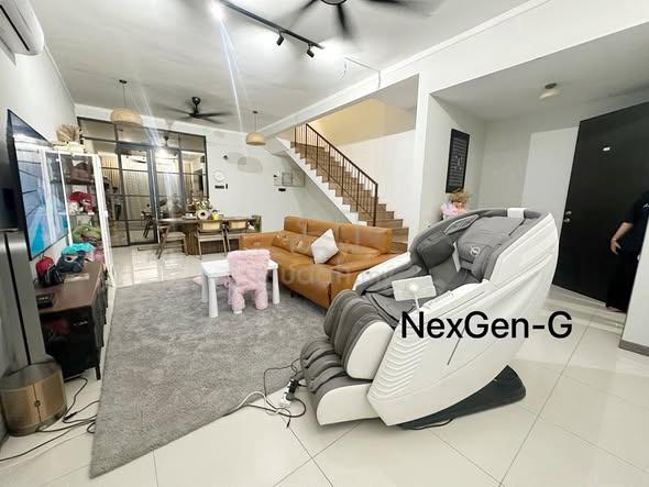 Bandar Bukit Raja Nahara Double Storey Terrace House Good Condition 1
