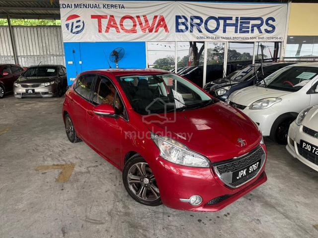 2013 Peugeot 208 1.6 VTI ALLURE (A) - 1