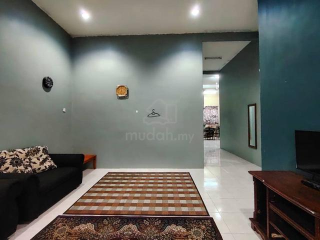 Bilik Sewa Centre of Batu Kikir Berdekatan Bahau dan Juasseh 1