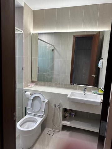 Queens Residences Q1 @ Queens Waterfront 1