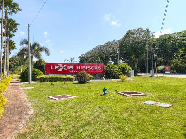 Lexis Hibiscus 1