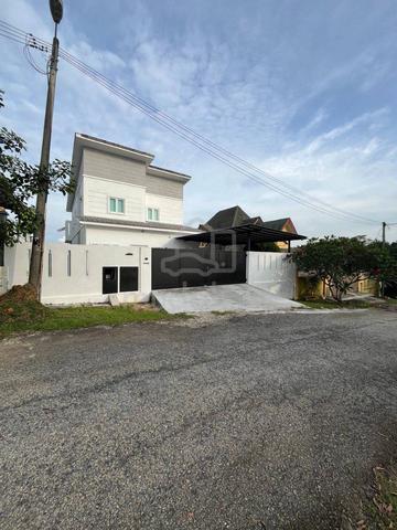 Bungalow House Lengkok Mekar 6 Puncak Mekar Sungai Merab Kajang 1