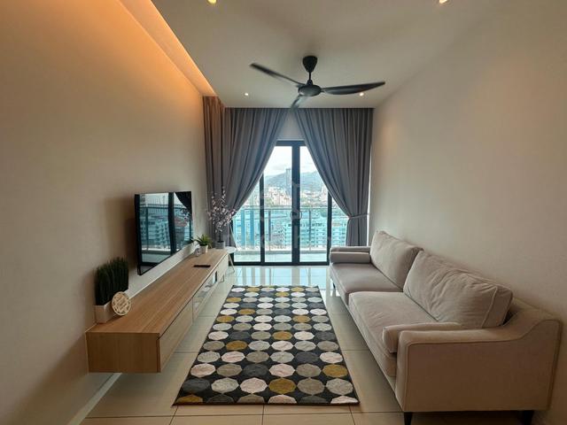 Queens Residences Q1 @ Queens Waterfront 1
