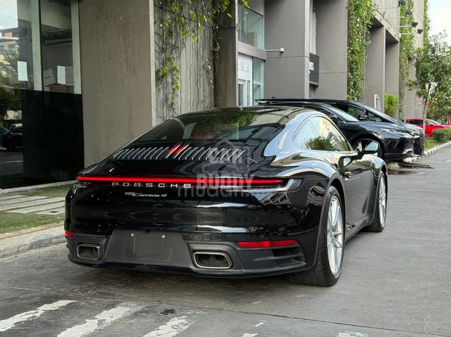 2020 Porsche 911 Carrera 4 3.0 - 2