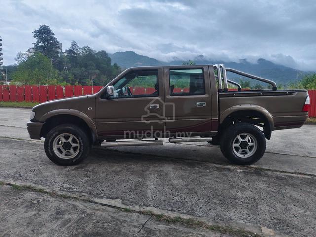 2003 Isuzu INVADER 2.8 (M) - 1