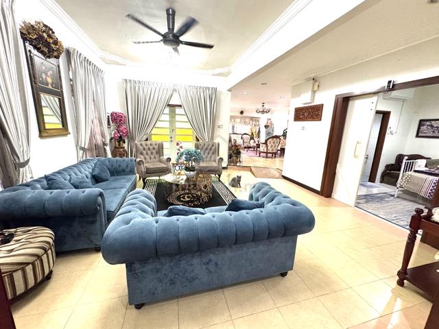 [FACING OPEN GUARDED] 2.5 storey Semi D Ukay Perdana Ulu Klang Ampang 1