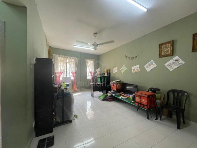 Seri Ixora Apartment 1