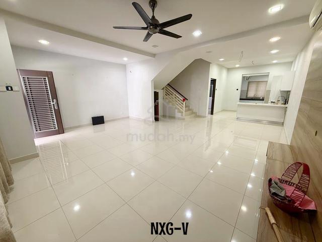 RENO & EXTENDED !! 22x75 5R5B Cassava 2.5 Storey House Bandar Puteri 1