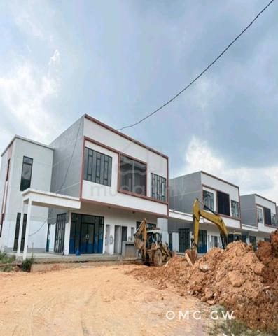 Brand New Facing Main Road RAWANG 2 storey Semi D Shop Lot 3853sf Rent 1