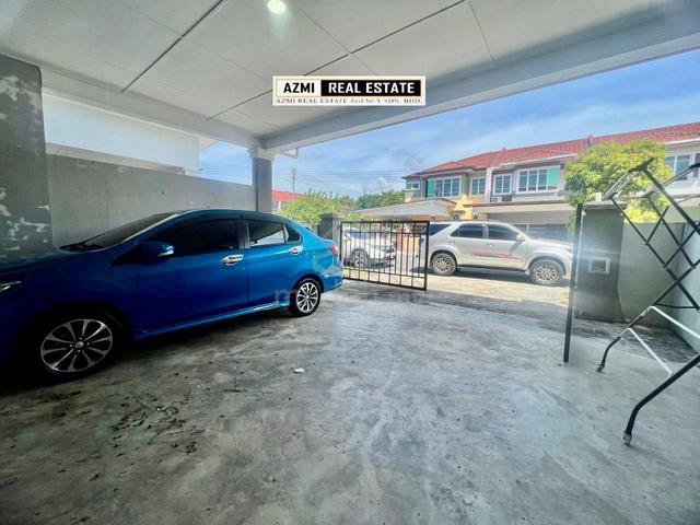Double Storey Intermediate Terrace at Unigarden Kota Samarahan 1