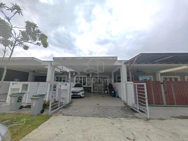 Taman Pinggiran Senawang | Freehold with Kitchen Cabinet 1