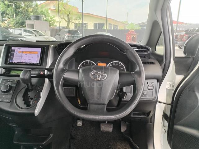 2017 Toyota WISH 1.8 X (A) WARRANTY REVERSE CAMERA - 4