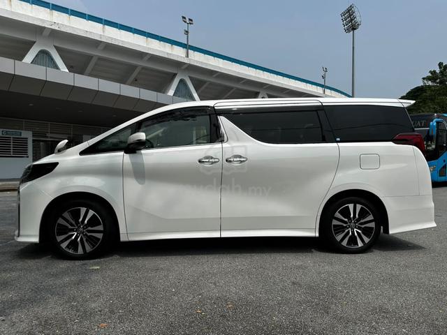 Toyota Alphard 2.5 SC 2022 FULL OPTIONS - 5