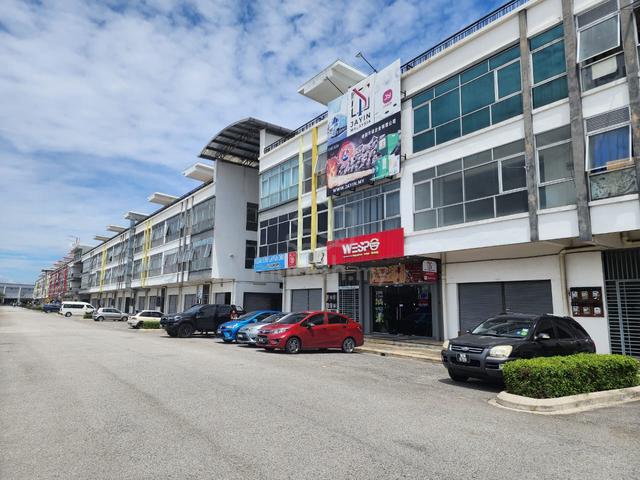 Ground Floor Shoplot 22x70 Klang Sentral Setia Alam near NSK Klang 1