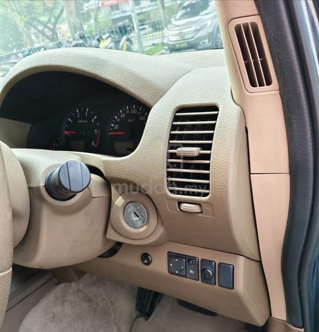 2010 Nissan NAVARA 2.5 CALIBRE (A) - 2