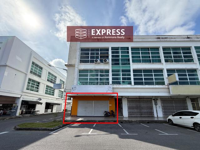 Three Storey Shoplot Corner at Lutong, Miri 1