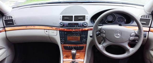 Mercedes Benz E-CLASS E200 K 1.8(A)F/LIFT ELEGANCE - 4