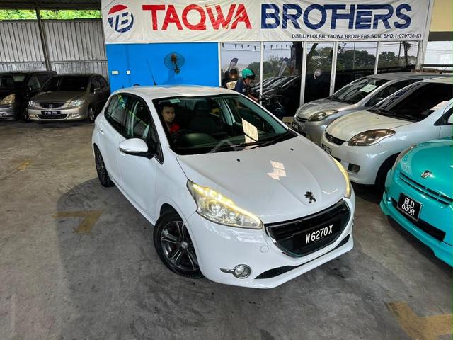 2014 Peugeot 208 1.6 VTi ALLURE (A) - 1