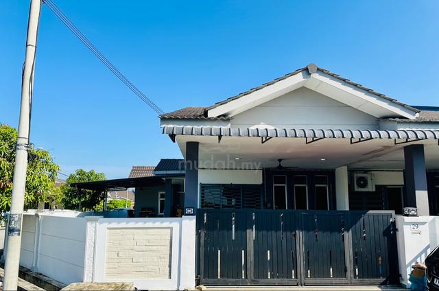 Rumah Corner Lot Indera Sempurna 2 Untuk Disewa 1