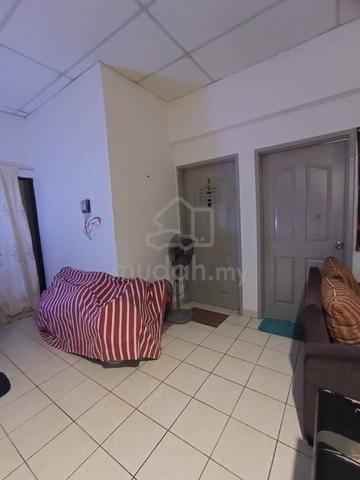 Taman Suria Shop Apartment 3