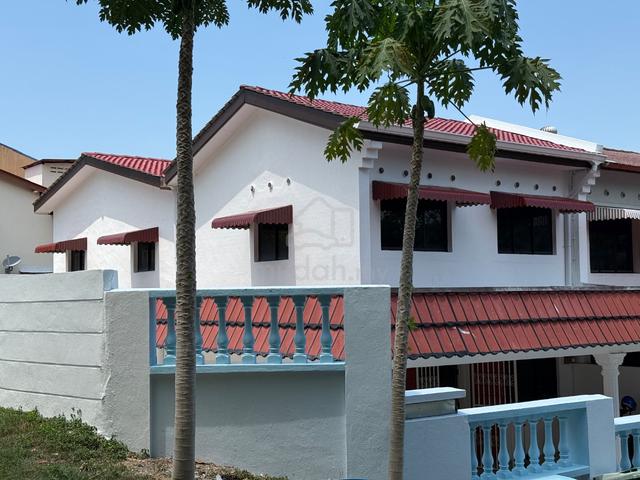 2 storey Semi detached taman brown Gelugor corner newly renovated 1