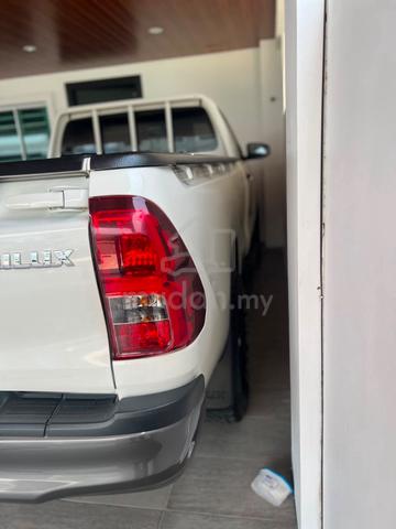 2020 Toyota HILUX 2.4 MT MY17 AN120 FACELIFT (M) - 4