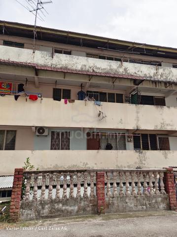 Flat Taman Ungku Tun Aminah 1