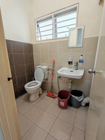 Fully Furnished Selangor Puchong Room For Rent 1