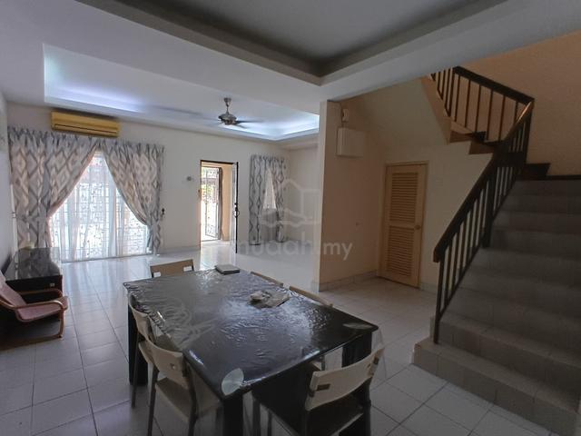 Kenanga Residence Shah Alam | Freehold | Fully Extended | 4 Bedrooms 1