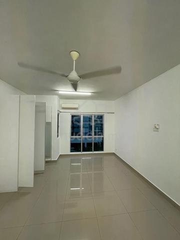 Galleria (Seri Kembangan) 1