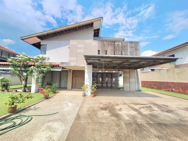 Bungalow Banyan Close Bandar Bukit Mahkota, Bangi 1