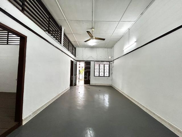 TMN LEE SIEW JOO Spacious Single Storey 25x75 1