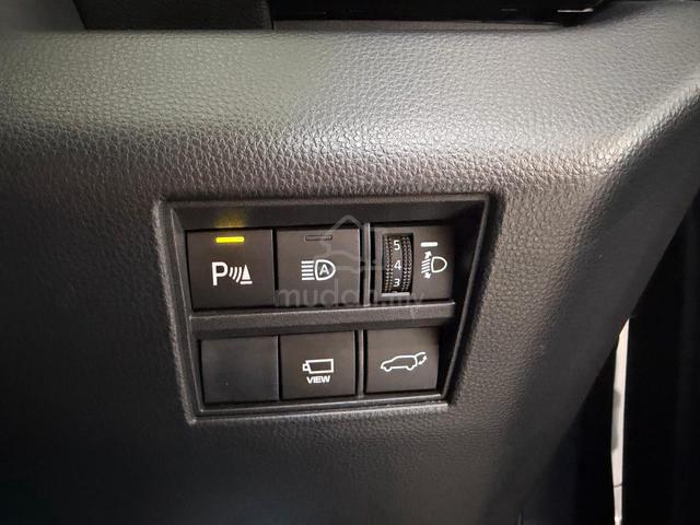 2023 Toyota INNOVA 2.0 ZENIX V (27K KM Only) - 5