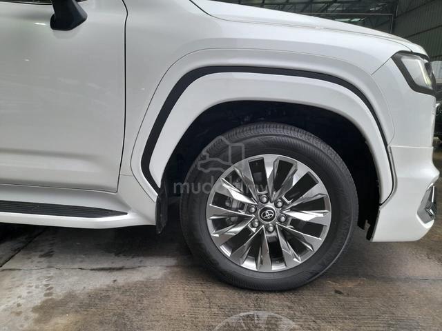 2024 Toyota LANDCRUISER ZX - 4
