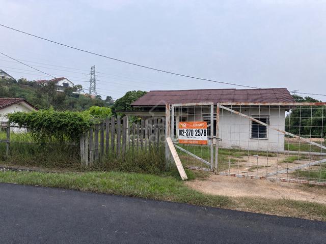Raub • Bungalow Land • Freehold 1