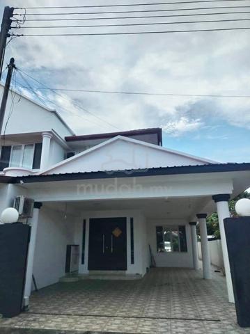 Double Storey Semi Detached House for Rent at Pujut 1 Miri 1