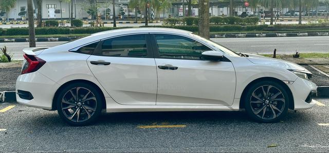 2020 Honda CIVIC 1.5 TC-PREMIUM (A) - 3